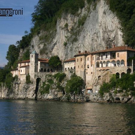 Cristal Lake Affittacamere Ispra Exterior photo